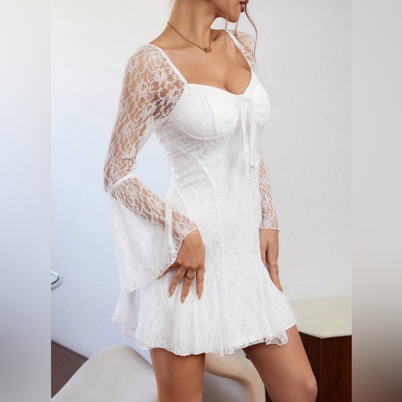 5 for $25 🤍SHEIN Privé Sweetheart Neck Knot Front Flounce Sleeve Lace Dress - Picture 3 of 7